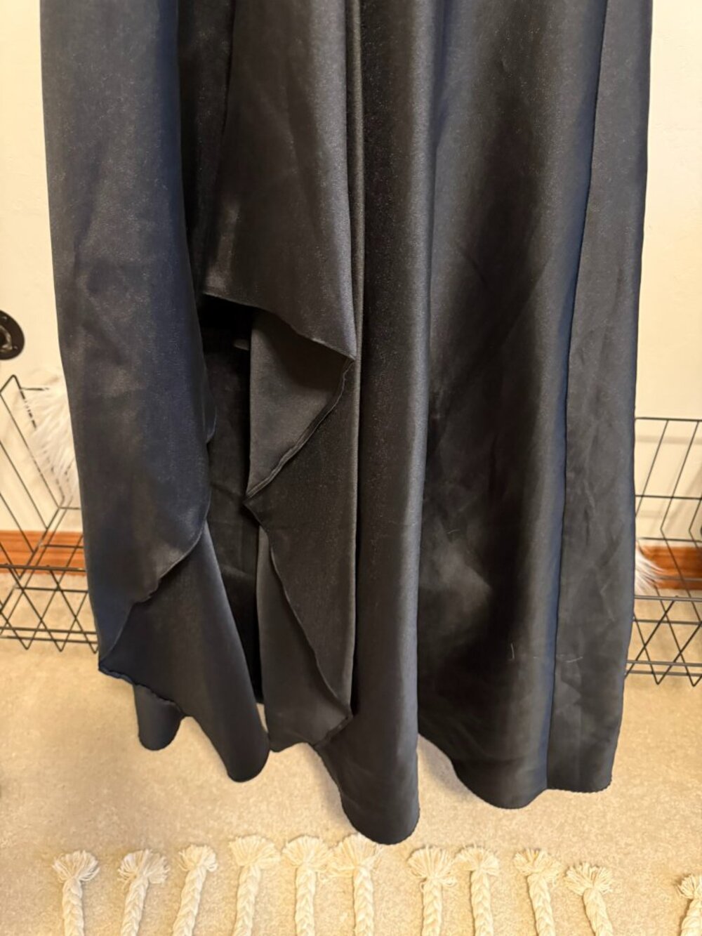 Badgley Mischka Black Sculptural Gown 2 - Picture 6 of 10